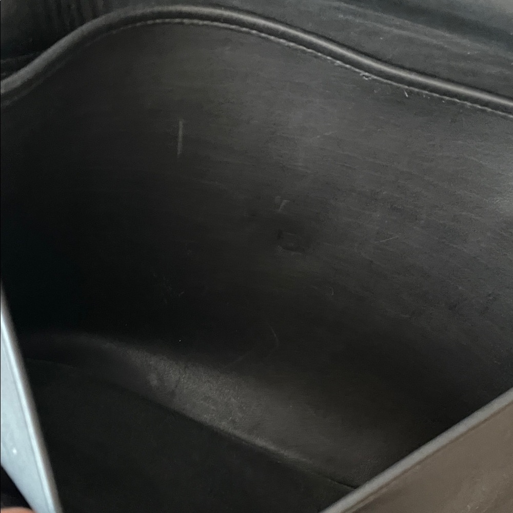 Classic Black Leather Satchel Bag - Picture 11 of 14